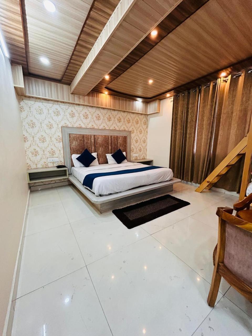Yog Maya Regency B&B Shimla Dış mekan fotoğraf